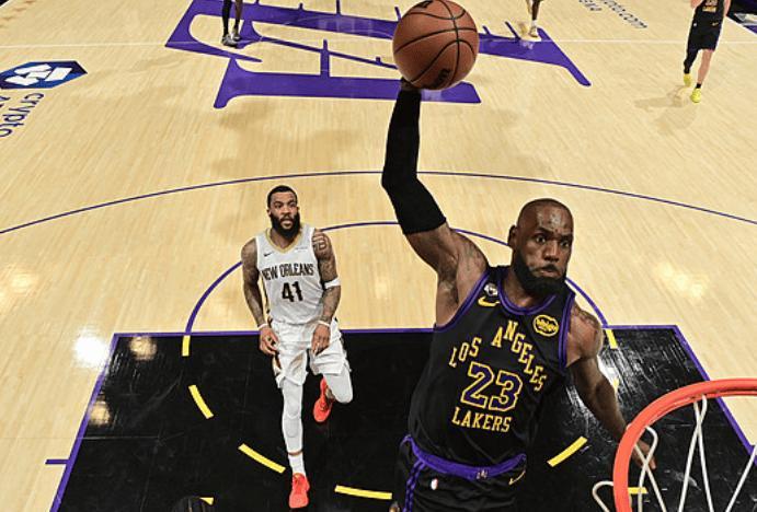 炸金花单机-3连胜!湖人拒爆冷!詹姆斯梦回巅峰,东契奇四双,状元锡安24分